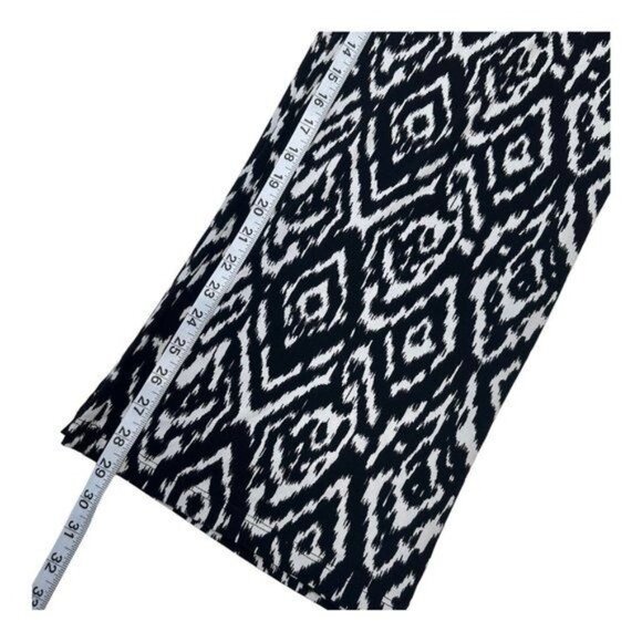 New Directions Women's SZ M- Black White Abstract Wide Leg Pant Pull On Stretch - Picture 5 of 10